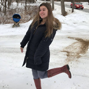 Meet your Posher, Casey